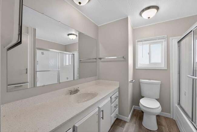 Building Photo - 436 4th Ave