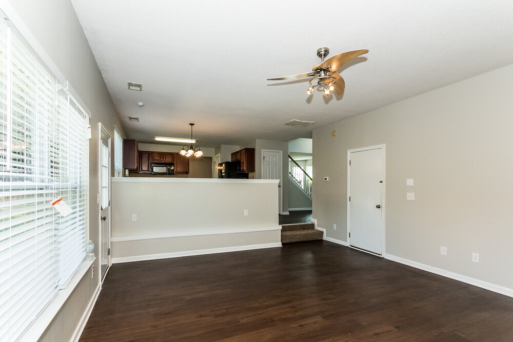 Building Photo - 412 Peterson Dr