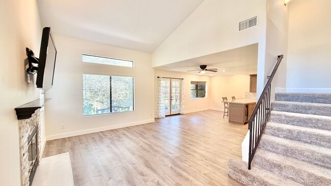 Building Photo - Beautifully Updated & Remodeled Townhome on the Pala Mesa Golf Course in Fallbrook!