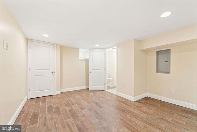 Building Photo - 1241 S 22nd St