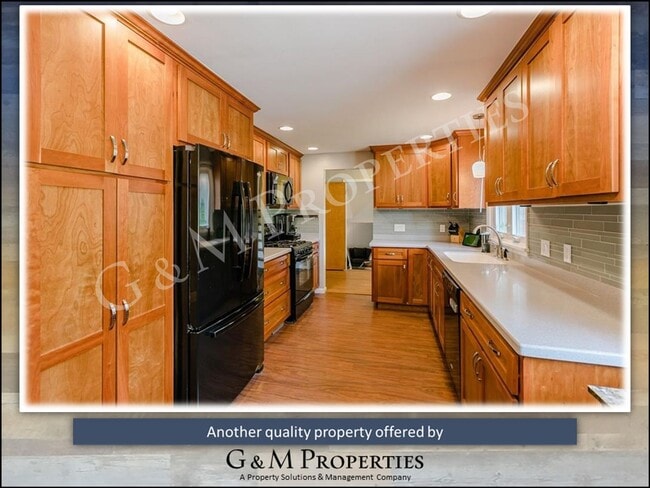 Building Photo - 4-Bedroom Single-Family Home Rental - Penf...