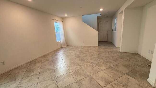 Building Photo - 2 Story 3 bedrooms 3 full baths Inspirada Henderson
