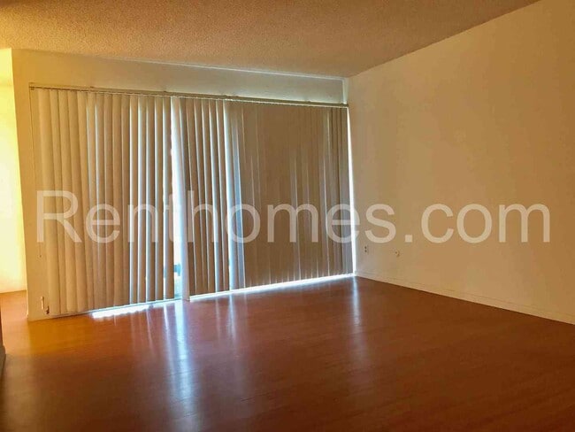 Building Photo - Mission Valley, 6314 Friars Rd #315 - Bran...