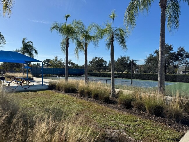 Building Photo - Annual Unfurnished Rental