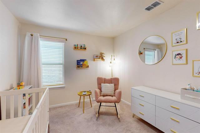 Building Photo - 512 Bronze Forest Dr
