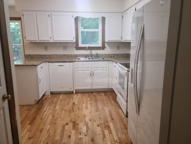 Building Photo - 10412 Kings Grant Dr