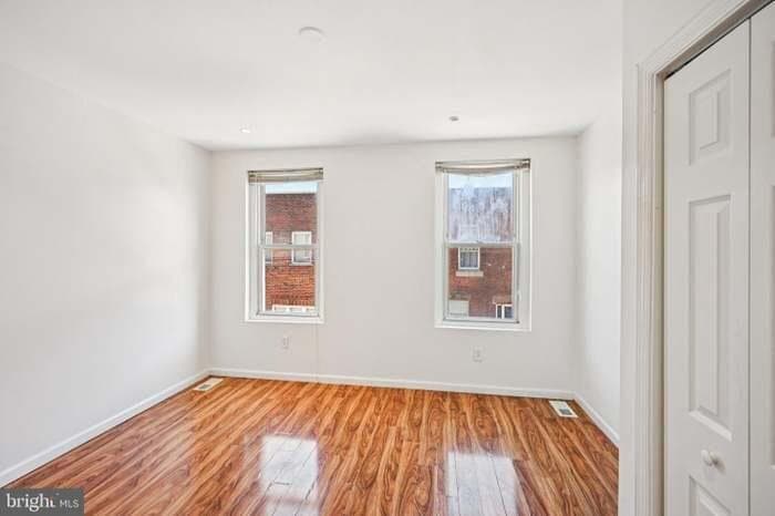 Building Photo - 2324 S Mildred St