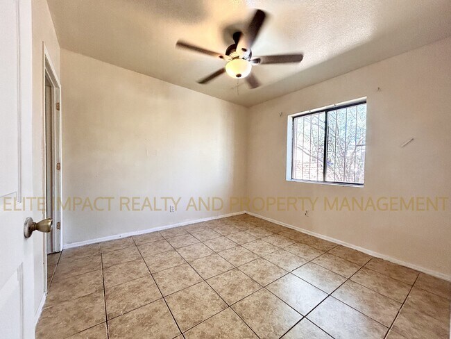 Building Photo - 1312 W Yavapai St