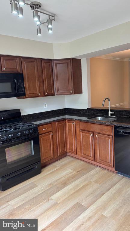 Building Photo - 7210 Cherwell Ln