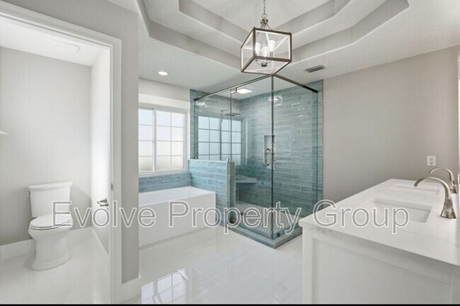 Building Photo - 470 Lambert Ave