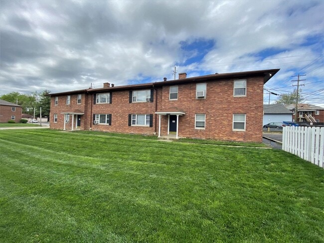 Primary Photo - 1 Bedroom- Grandview Area