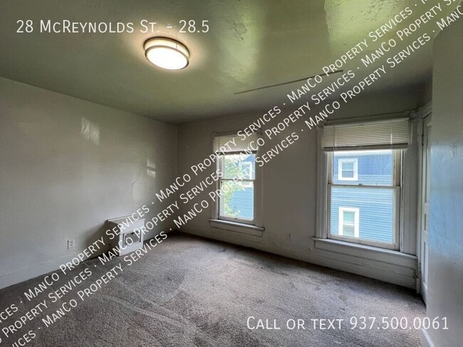 Building Photo - 28 Mcreynolds St