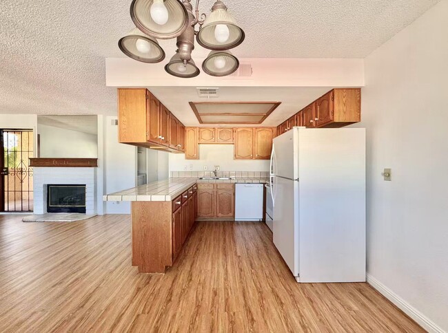 Building Photo - 4310 Sanderling Cir