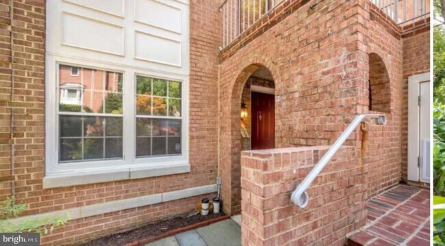 Building Photo - 8024 QUARRY RIDGE Way