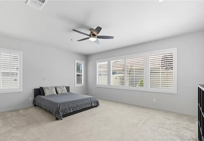 Building Photo - 40580 Sunflower Rd