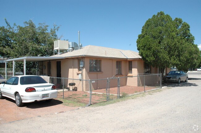 Building Photo - 3334-3342 E Benson Hwy