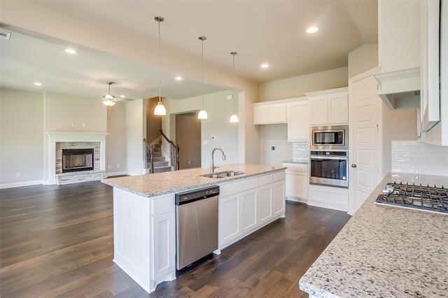 Building Photo - 820 Cavalcade Dr