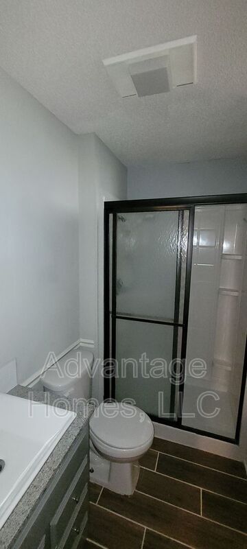 Building Photo - 13024 S Trenton St