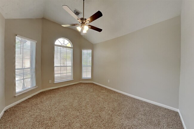 Building Photo - 16423 Concord Falls Ln