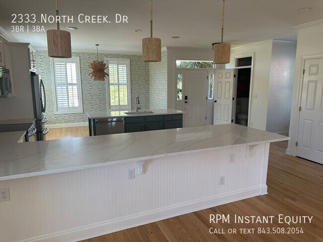 Building Photo - 2333 North Creek. Dr-
