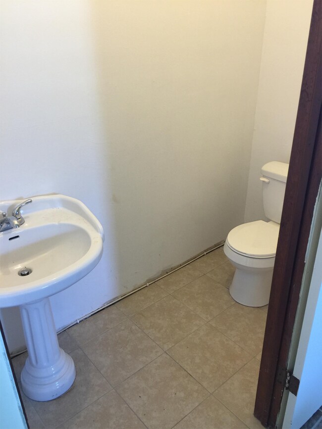 Building Photo - 9509 AR-352