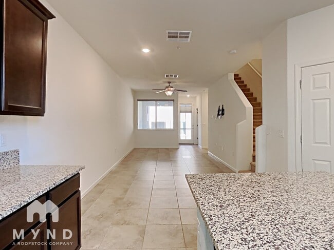 Building Photo - 2988 Silver River Ln