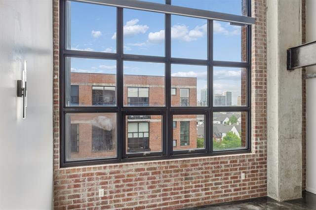 Building Photo - 3110 Thomas Ave