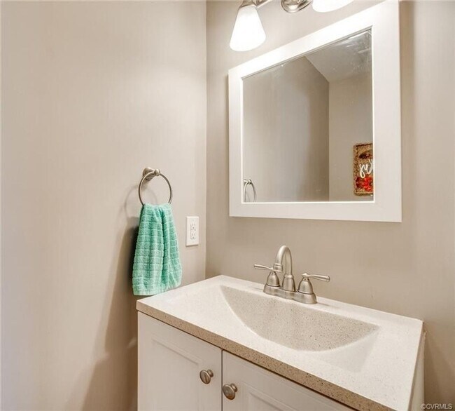 Building Photo - Sauer's Garden Gem: Lovely 3 Bedroom, 1.5 ...