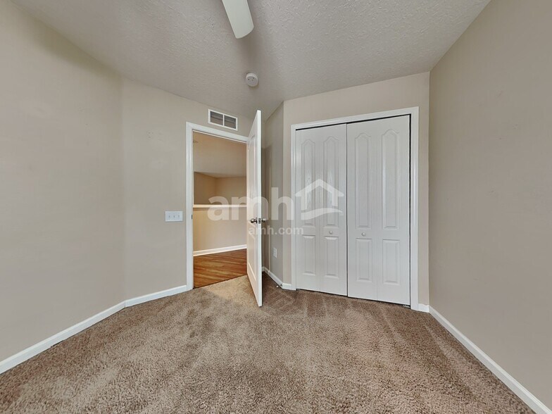 Building Photo - 1601 Acorn Leaf Ct