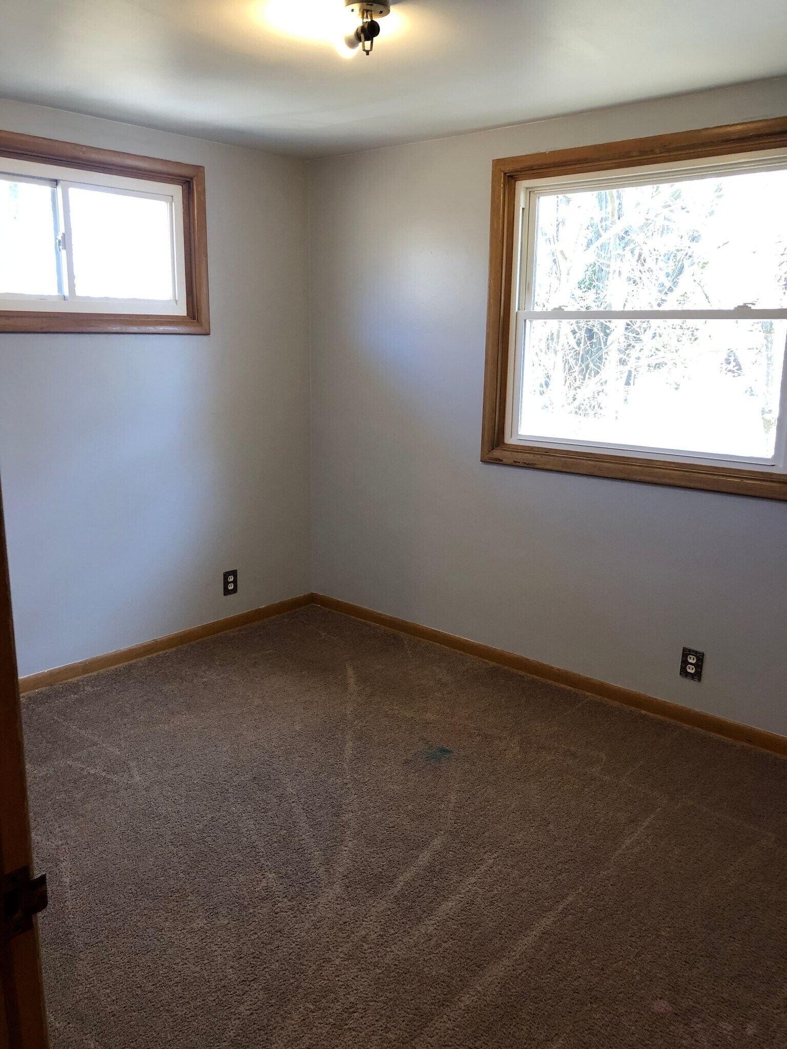 Bedroom 1 - 1106 Tudor St
