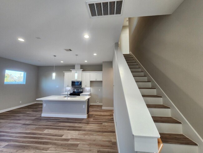 Building Photo - 3206 Bostic St