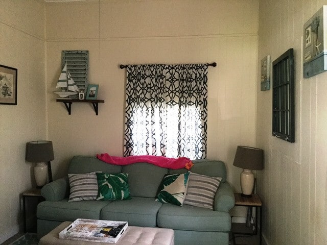 Building Photo - 2 bed + Den 1 bath Single Family House in Bahama Village