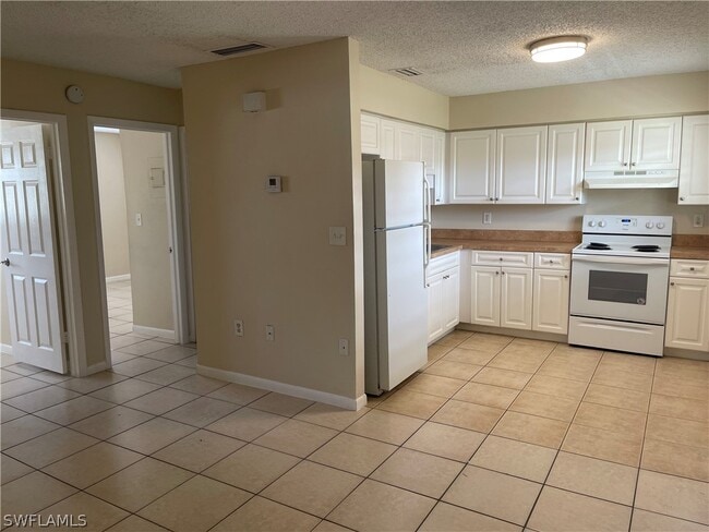 Building Photo - 3325 Airport-Pulling Rd