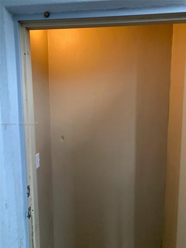 Building Photo - 15440 SW 284th St