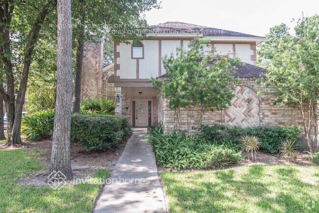 Building Photo - 16923 Windrow Dr
