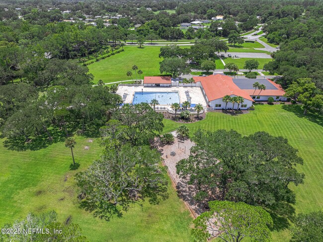 Building Photo - 213 Deportivo Dr