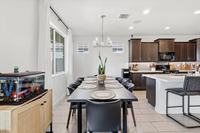 Building Photo - 23022 E Estrella Rd