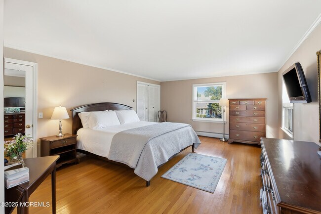 Building Photo - 204 Neptune Pl