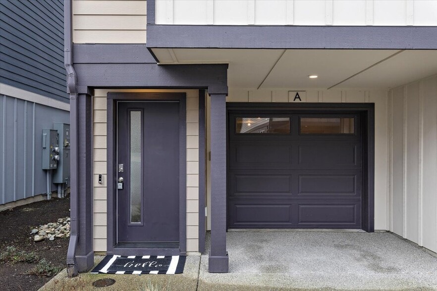 Building Photo - 9612 19th Ave SE