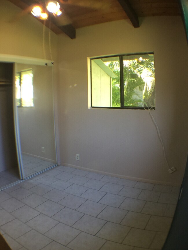 Building Photo - Cottage