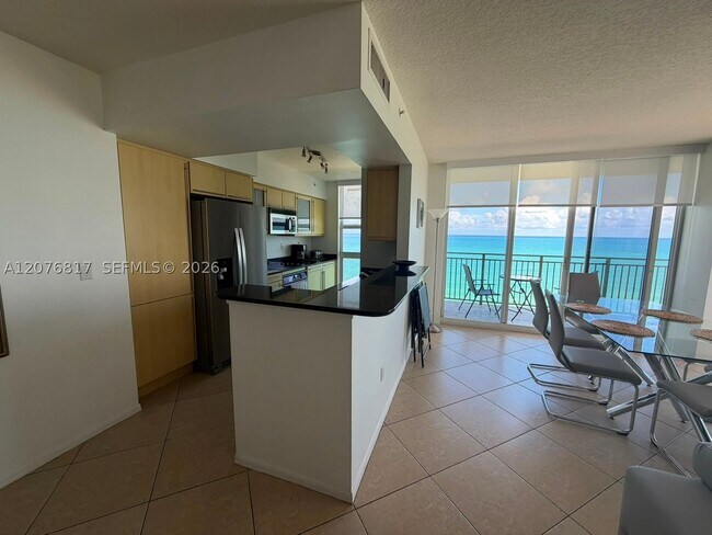 Building Photo - 2080 S Ocean Dr