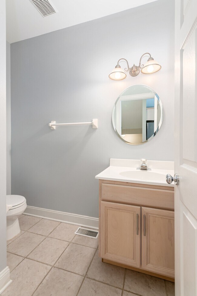 First floor bathroom - 1087 Michigan Ave