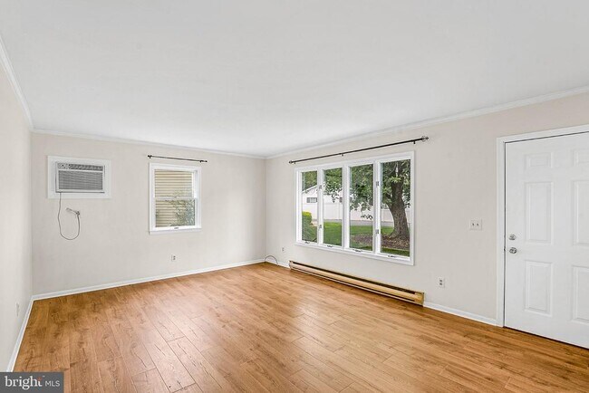 Building Photo - 317 Choptank Ave