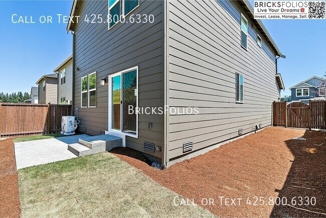Building Photo - Exceptional Bremerton Home with Close to JBLM!