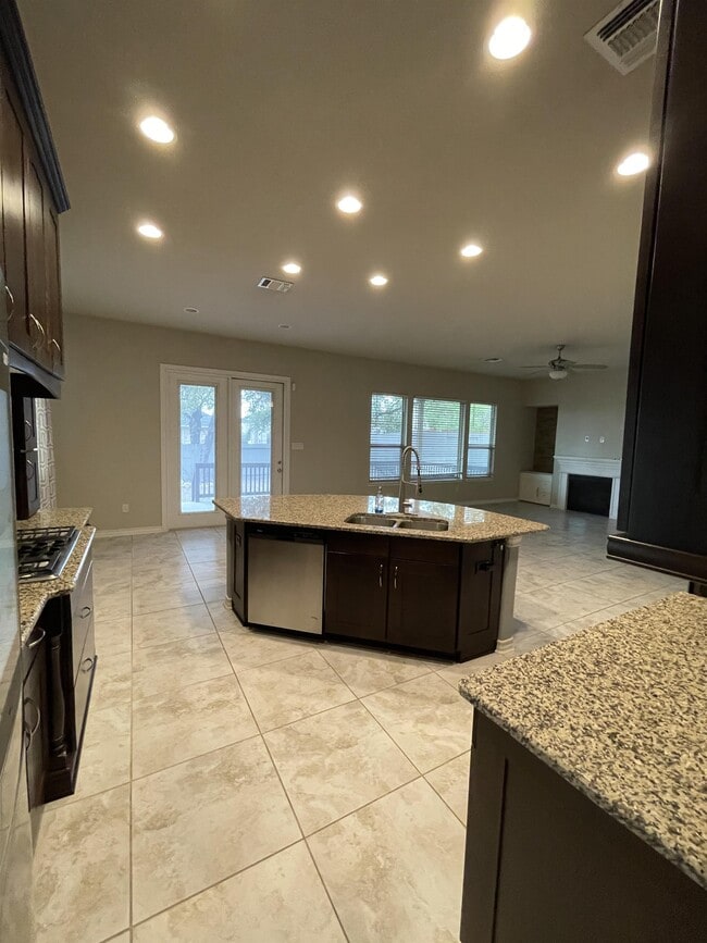 Building Photo - 2826 Winter Gorge