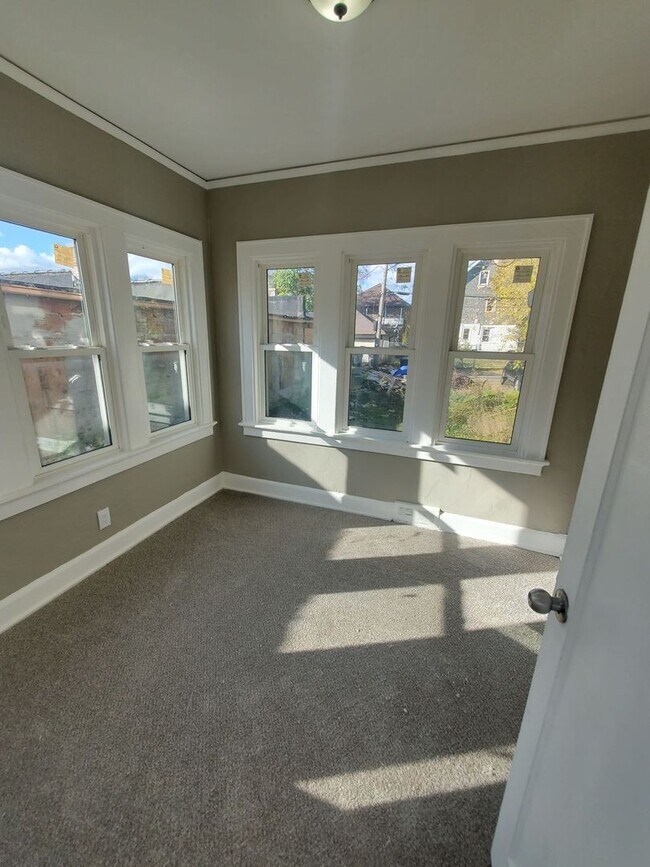 Building Photo - 2707-2709 N 47th St. (Duplex)(ACE PROPERTY)