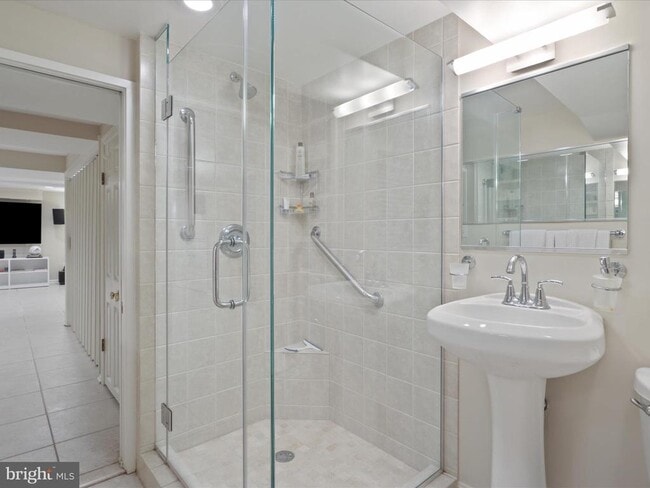 Building Photo - 4725 Rock Spring Rd