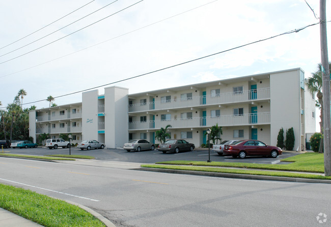 Building Photo - Linn Crest Apartments