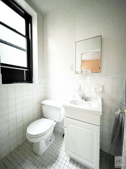 Building Photo - AMSTERDAM AVENUE