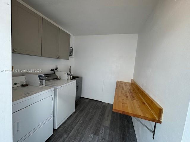 Building Photo - 1311 Bayview Dr